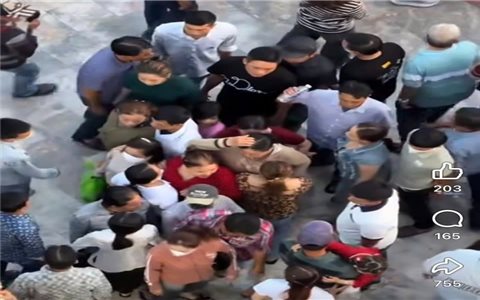 Bắt đối tượng trong nhóm dàn cảnh giật dây chuyền tại Liên Hoa Bảo Tháp