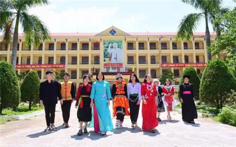 Thống nhất mô hình giáo dục đặc thù tại khu vực biên giới