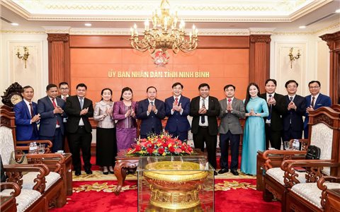 Bộ trưởng Bộ Lễ nghi và Tôn giáo Campuchia thăm, làm việc tại tỉnh Ninh Bình