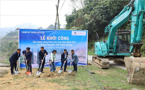 Tuyên Quang: Khởi công cầu treo Minh Sơn, chấm dứt cảnh học sinh qua suối bằng bè