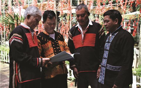 Kênh truyền thông hiệu quả nơi buôn làng