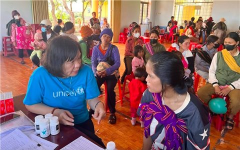 Gia Lai: Hỗ trợ thẻ BHYT cho người DTTS cận nghèo cư trú tại xã, thôn vùng đặc biệt khó khăn