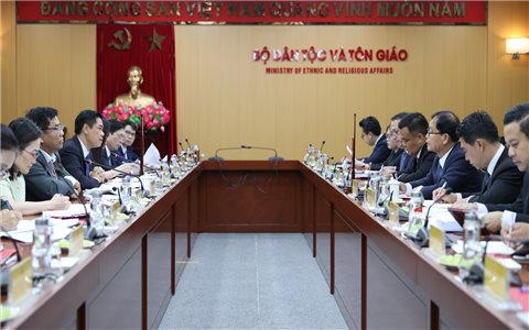 Tăng cường hợp tác Việt Nam - Lào trong công tác dân tộc và tôn giáo