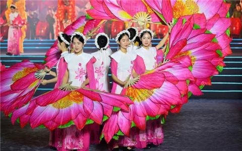 Sẽ tổ chức Lễ hội Làng Sen năm 2026