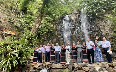 Quảng Ngãi: Khai trương 3 điểm du lịch ở xã Kon Plông