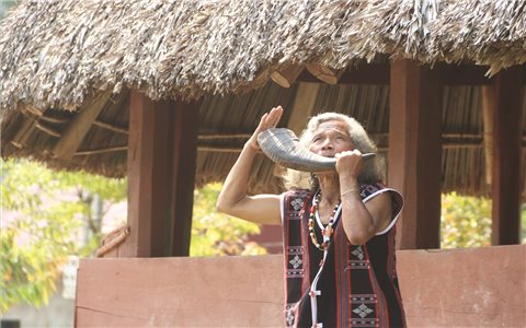 Khi âm nhạc hóa thành nhịp cầu giữ gìn văn hóa