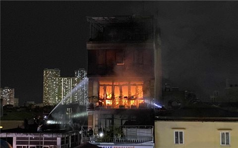 Thủ tướng chỉ đạo tập trung khắc phục hậu quả 2 vụ cháy nhà dân tại Hà Nội và Bắc Giang