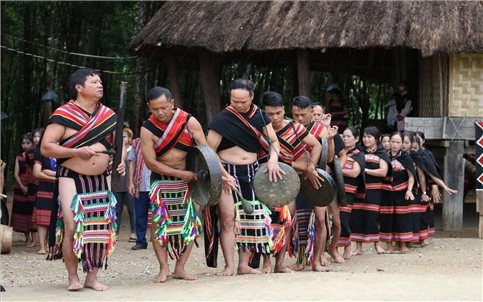 Ngọc Hồi (Kon Tum): Bảo tồn văn hóa gắn với phát triển du lịch