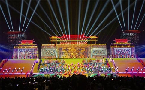 Khai mạc Festival Ninh Bình chủ đề “Dòng chảy di sản”