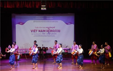 Tổ chức Tuần Văn hóa Việt Nam tại Campuchia năm 2024