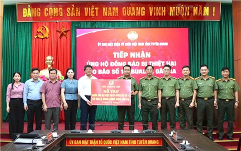 Bộ Công an hỗ trợ Tuyên Quang 5 tỷ đồng khắc phục hậu quả bão lũ