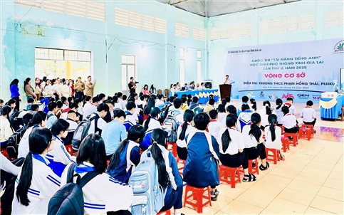 Gia Lai: Sôi nổi cuộc thi “Tài năng tiếng Anh” năm 2025