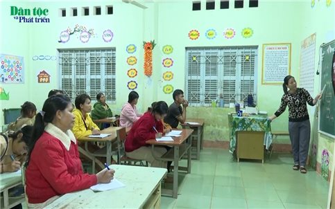 Thắp sáng ước mơ biết chữ của đồng bào vùng cao