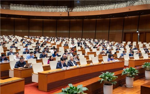 Nữ đại biểu Bru Vân Kiều kiến nghị chính sách cho người DTTS