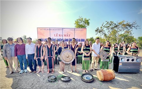 Gia Lai: Ra mắt Câu lạc bộ cồng chiêng làng Ôrê 1