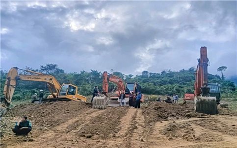 An cư cho người dân vùng lũ Nghệ An thêm gần