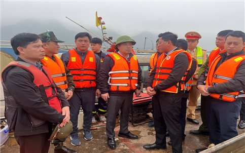 Đã tìm thấy 6/6 nạn nhân mất tích vụ chìm tàu chở khách ở hồ Thác Bà