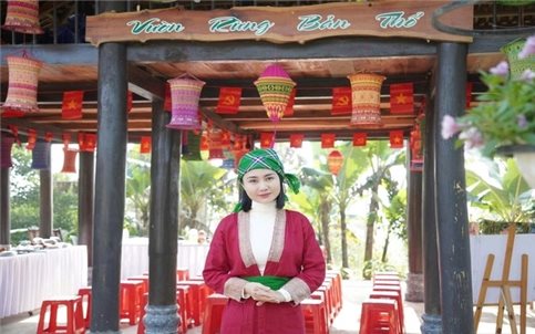 Cô gái dân tộc Thổ rời phố thị lập nghiệp tại quê hương nay trở thành đại biểu Quốc hội