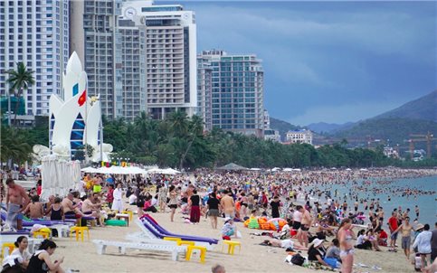 Khánh Hòa đặt mục tiêu đón 18,8 triệu lượt khách du lịch năm 2026