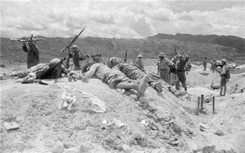 Kỷ niệm 70 năm Chiến thắng Điện Biên Phủ: Thi đua đánh tỉa quân địch tại mặt trận