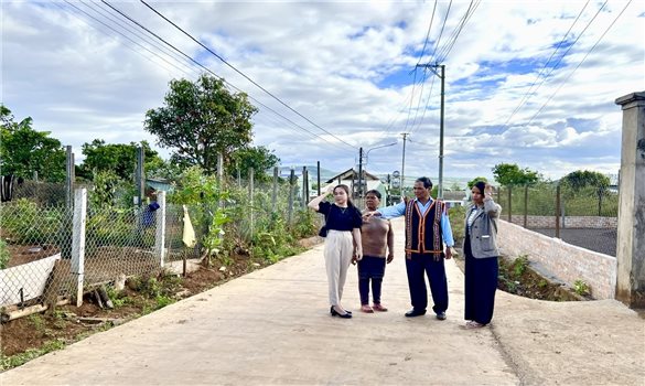 Già Rơ Lan Níp làm “dân vận khéo" để xây dựng quê hương