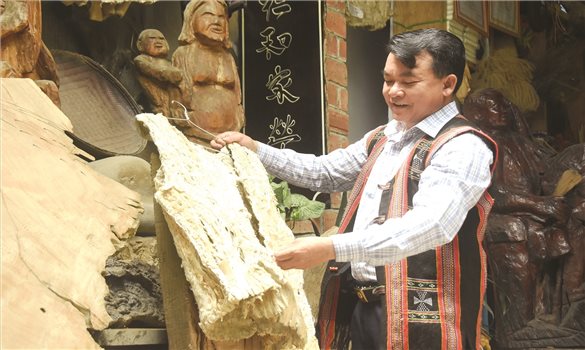 Những “báu vật” trong Gia trang Hồ Phương