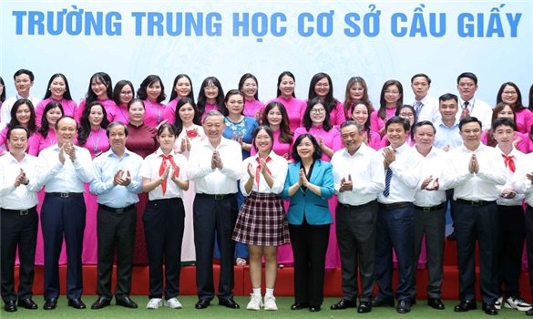 Tổng Bí thư Tô Lâm thăm, động viên ngành Giáo dục và Đào tạo Thủ đô