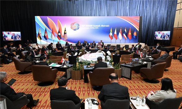 Thủ tướng: ASEAN cần "trước sau như một" kiên định con đường đối thoại, hợp tác, đoàn kết và tự cường