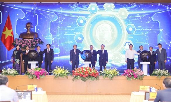 Thủ tướng Phạm Minh Chính khai trương Cổng Pháp luật quốc gia