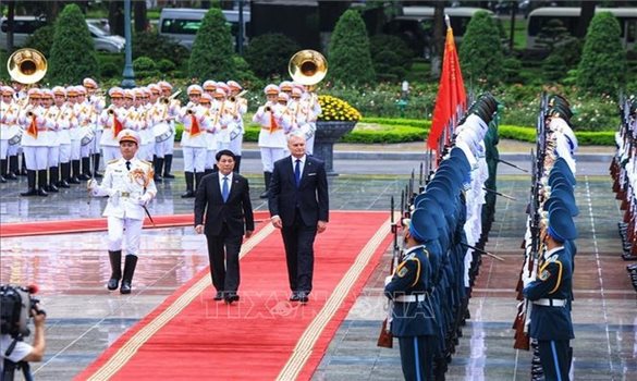 Chủ tịch nước Lương Cường chủ trì Lễ đón Tổng thống Lithuania thăm chính thức Việt Nam