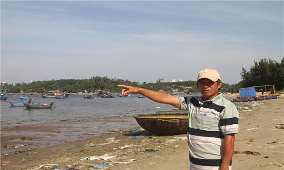 Cửa biển bị bồi lấp, ngư dân gặp khó