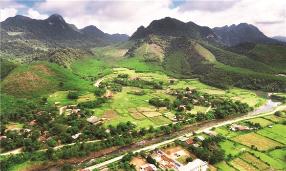 “Gánh” chính sách dân tộc lên đỉnh Giăng Màn