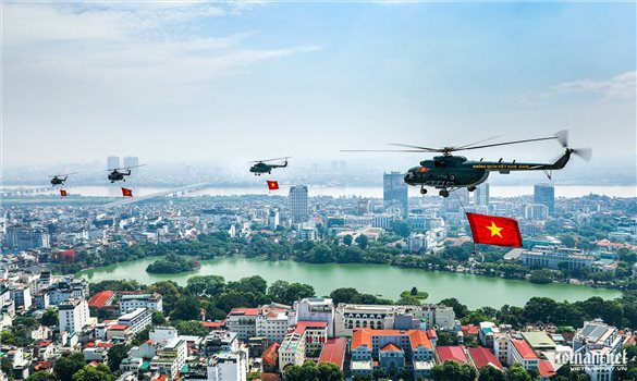 Cờ in máu chiến thắng mang hồn nước