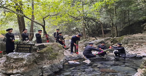 Cao Bằng: Rộn ràng ngày hội văn hóa các dân tộc