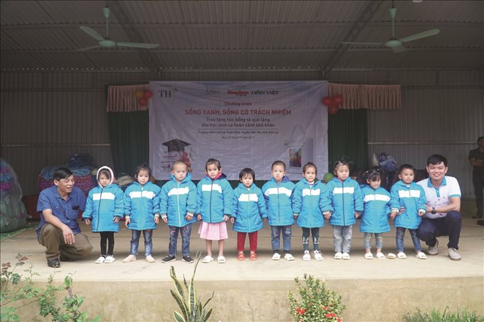 Hành trình chia sẻ trách nhiệm với cộng đồng và trẻ em nghèo Sơn La