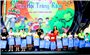 Chánh án Tòa án Nhân dân tối cao vui tết Trung thu cùng trẻ em xã biên giới Môn Sơn