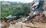 Quảng Trị: Mưa lớn gây sạt lở làm đổ sập 1 ngôi nhà, đe dọa 11 ngôi nhà khác ở Khe Sanh