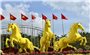 Bộ ba ngựa vàng “Tam mã phi thiên” ở Đà Nẵng tượng trưng cho ba miền Bắc, Trung, Nam vươn mình trong kỷ nguyên mới