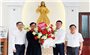 Lãnh đạo Sở Dân tộc và Tôn giáo tỉnh Quảng Ninh thăm, tặng quà chức sắc Công giáo, Tin lành dịp Phục sinh 2026