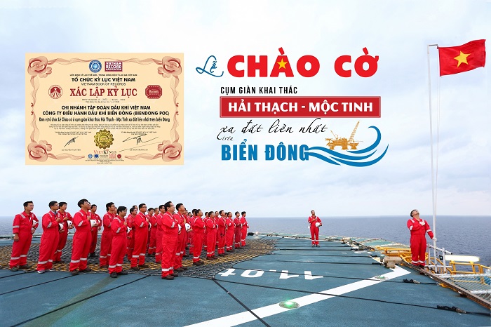 Lễ chào cờ xa đất liền nhất trên biển Đông được xác nhận Kỷ lục Việt Nam