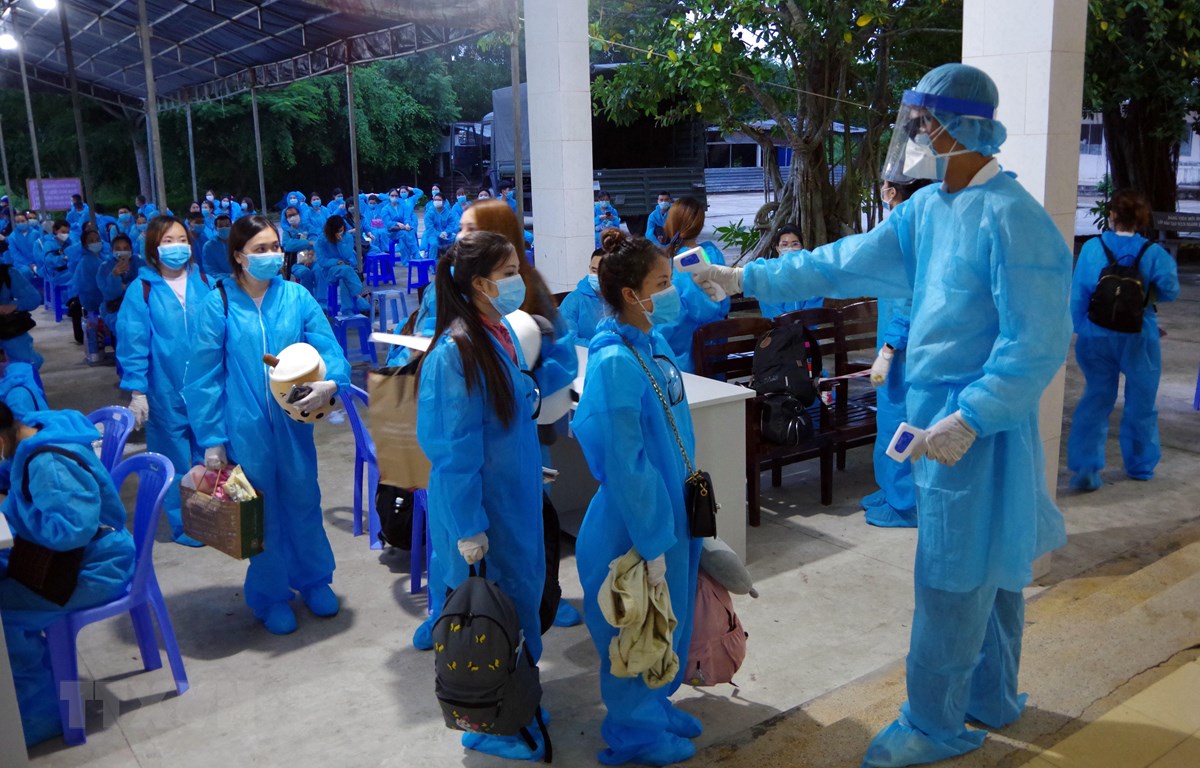 Việt Nam đưa các công dân từ Thái Lan về nước phòng tránh dịch Covid 19 (nguồn ảnh internet)