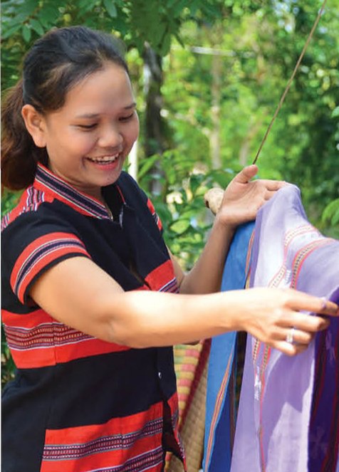 Chị Nguyễn Thị Lan là cán bộ tận tâm với mọi hoạt động tại địa phương