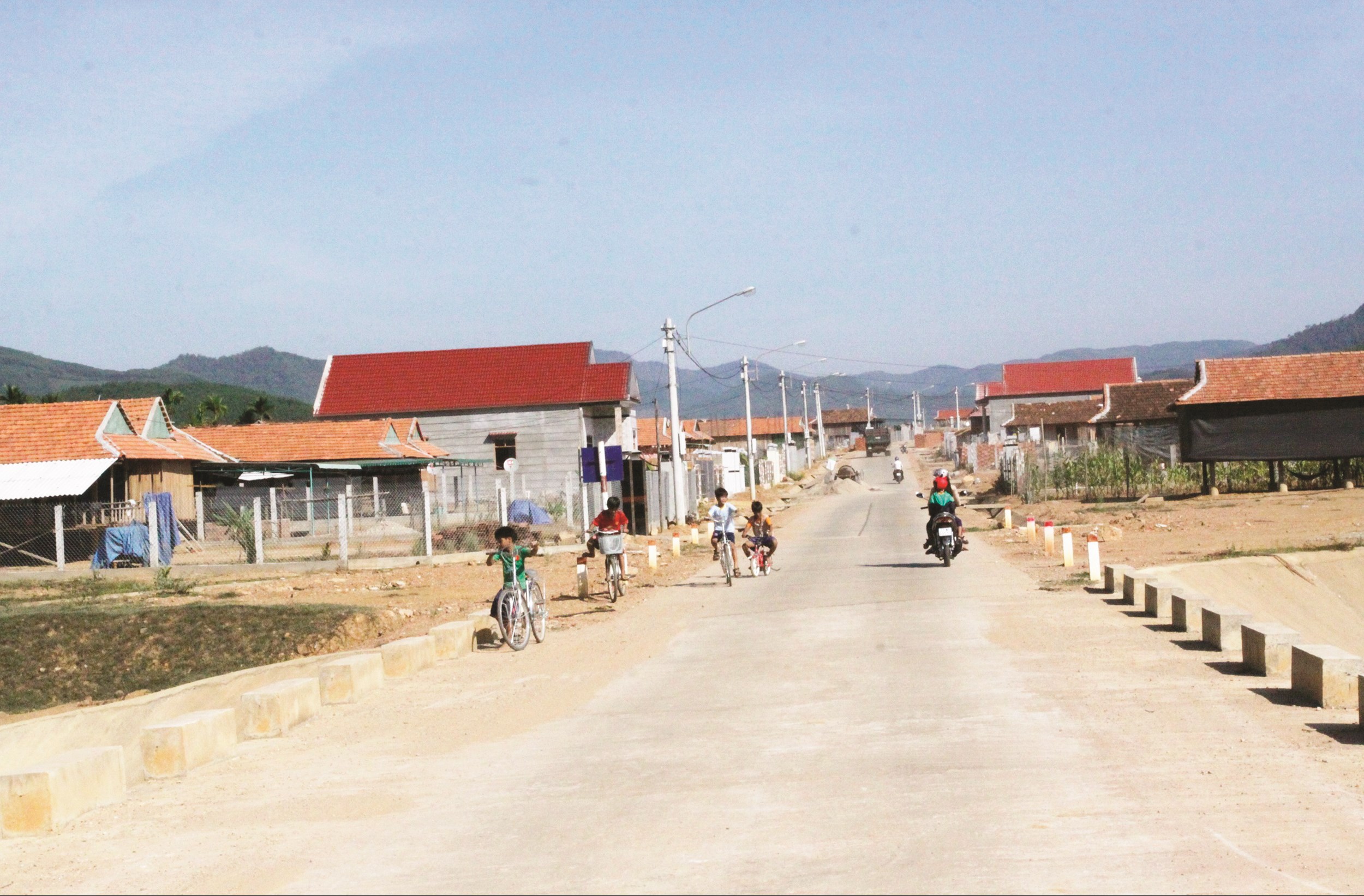 Một góc khu tái định cư hồ Đồng Mít, xã An Dũng.