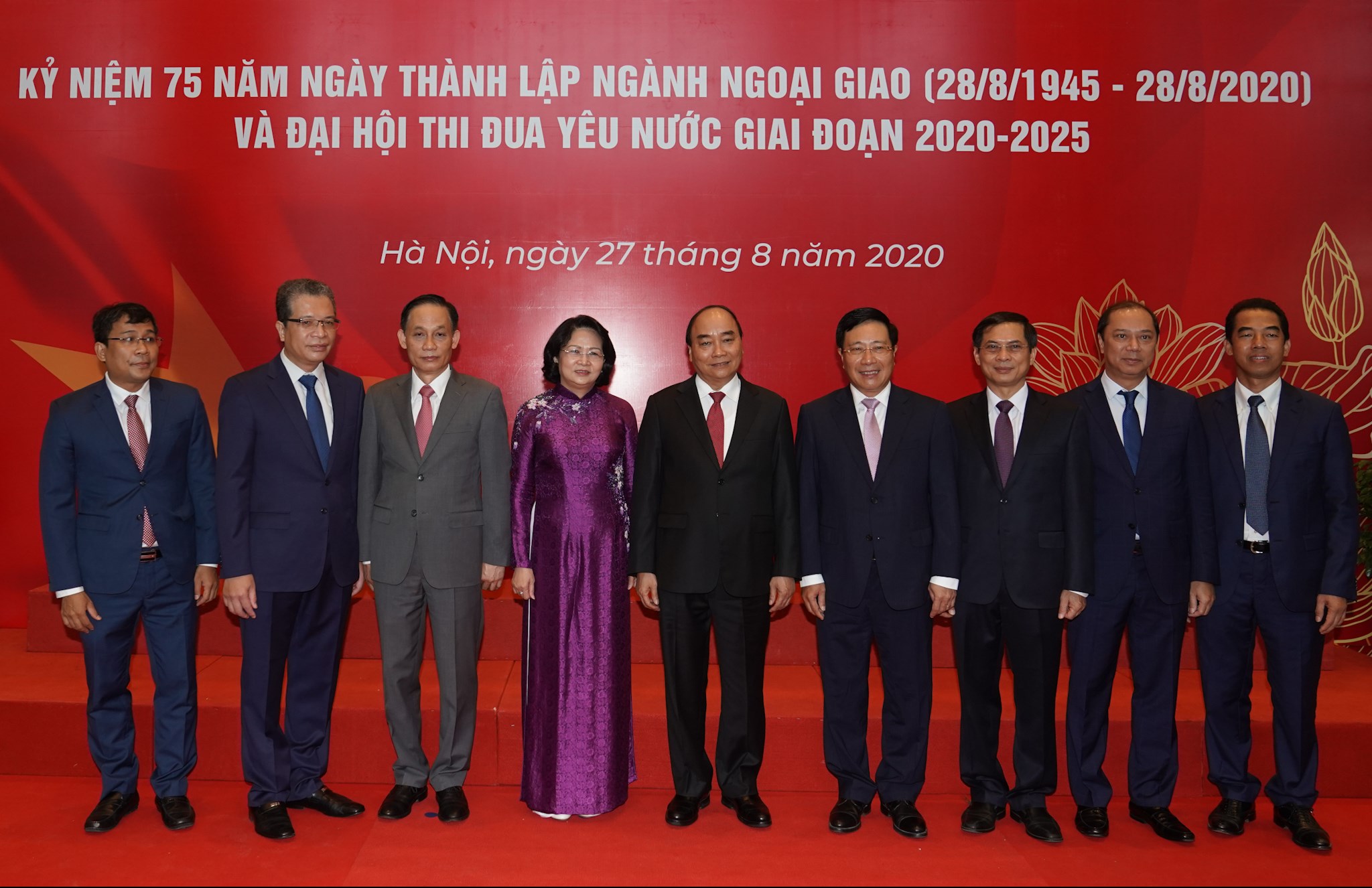 Thủ tướng dự kỷ niệm 75 năm thành lập ngành ngoại giao Việt Nam 1