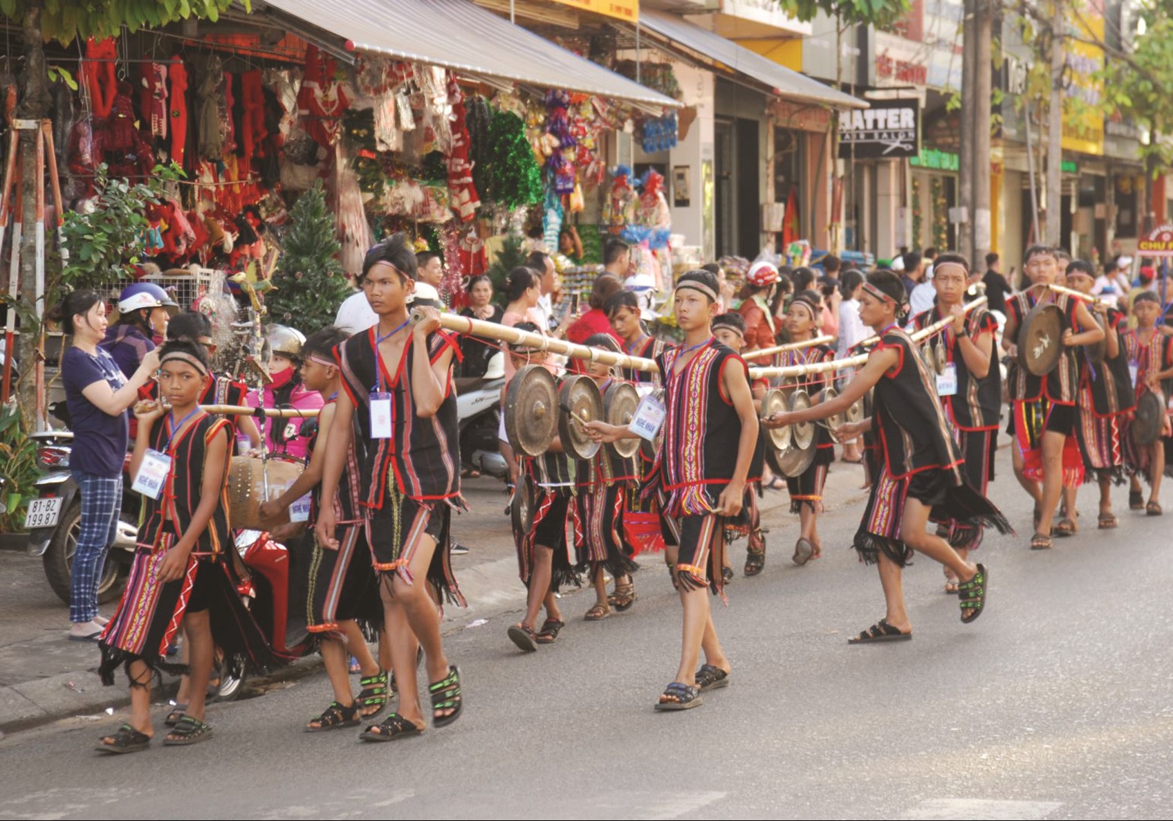 Lễ hội cồng chiêng đường phố tại tỉnh Gia Lai năm 2018