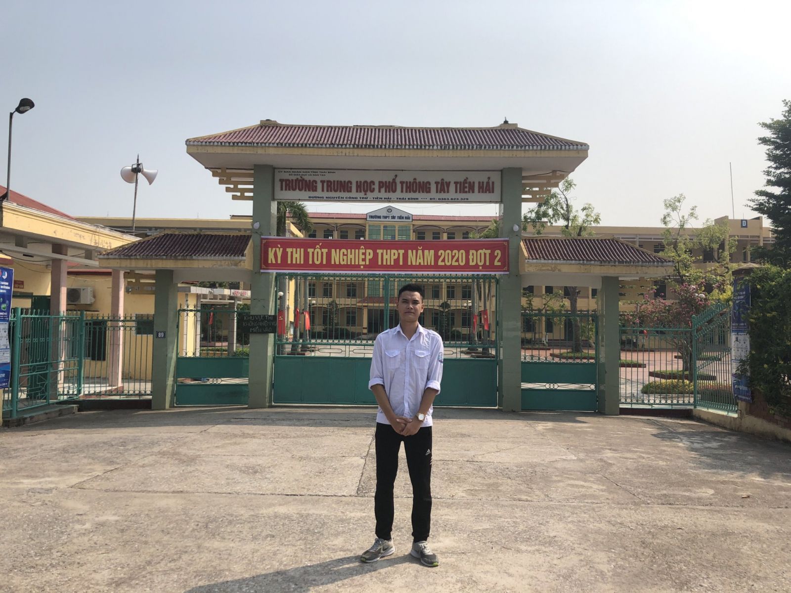 Em Đỗ Trọng Thủy, thí sinh duy nhất của Hải Phòng dự thi tại Điểm thi Trường THPT Tây Tiền Hải