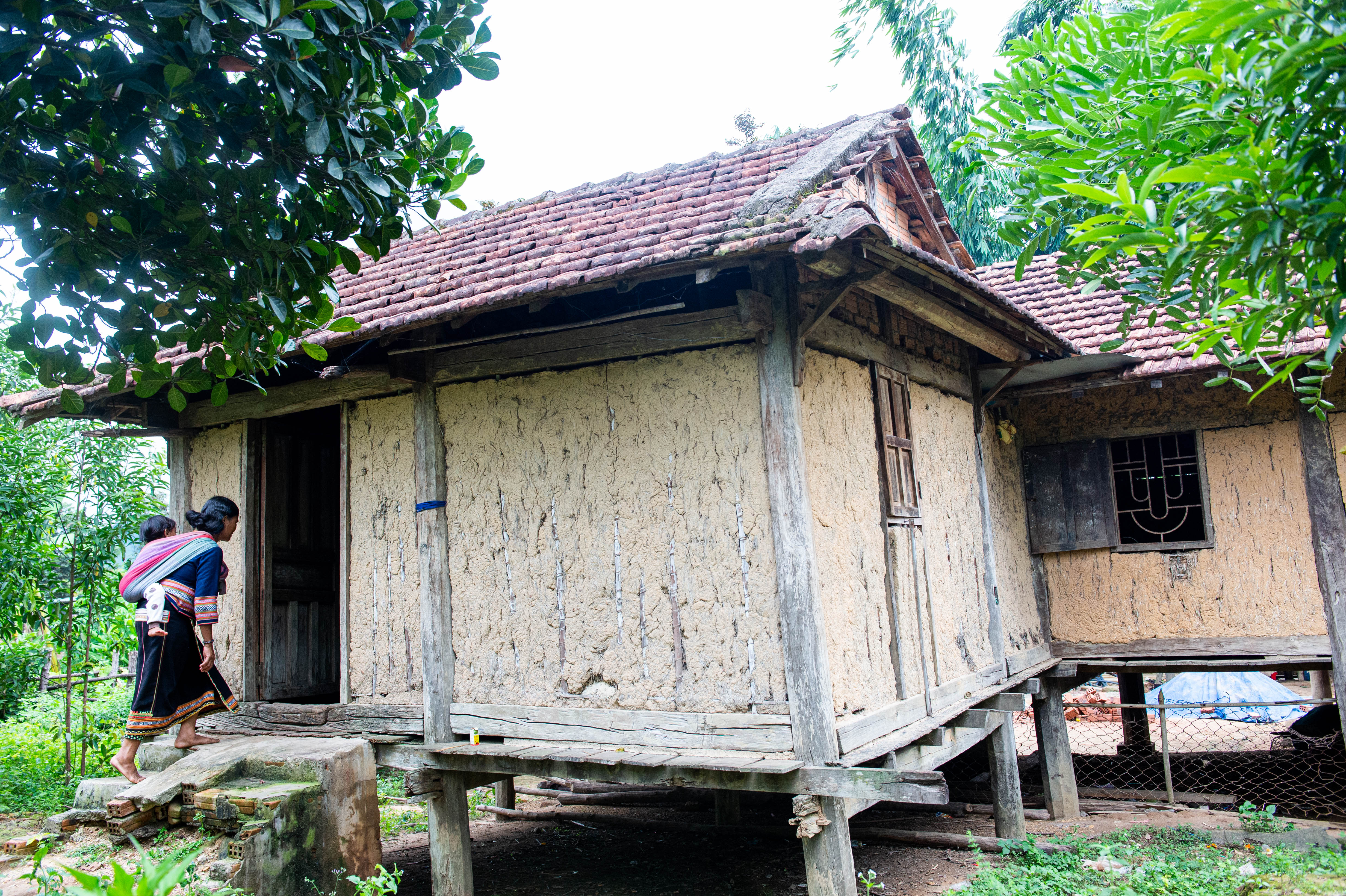 Nhà sàn truyền thống của người Gia Rai ở làng Kleng | Báo Dân tộc ...