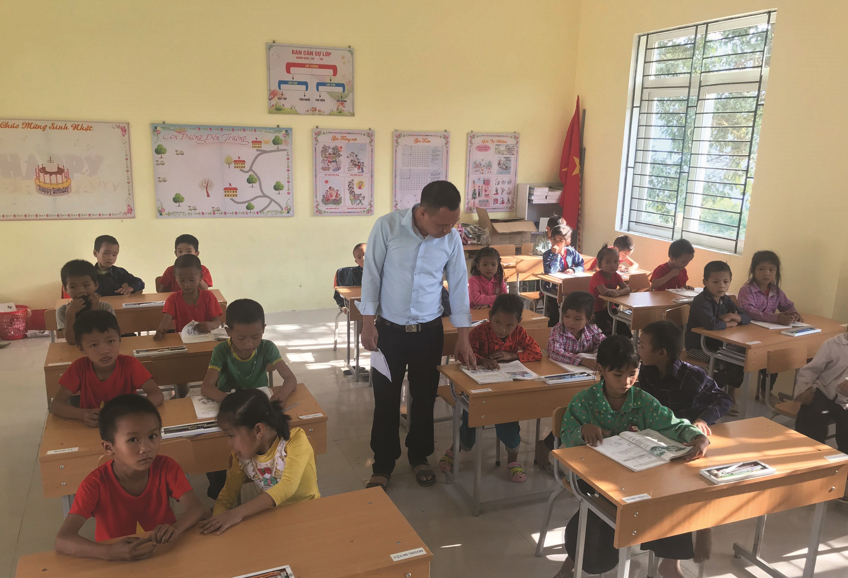 Để bảo đảm an toàn cơ sở vật chất trong trường học, ngành Giáo dục cần phải có giải pháp căn cơ, lâu dài. (Ảnh chụp tại Hoàng Su Phì, tỉnh Hà Giang). 
