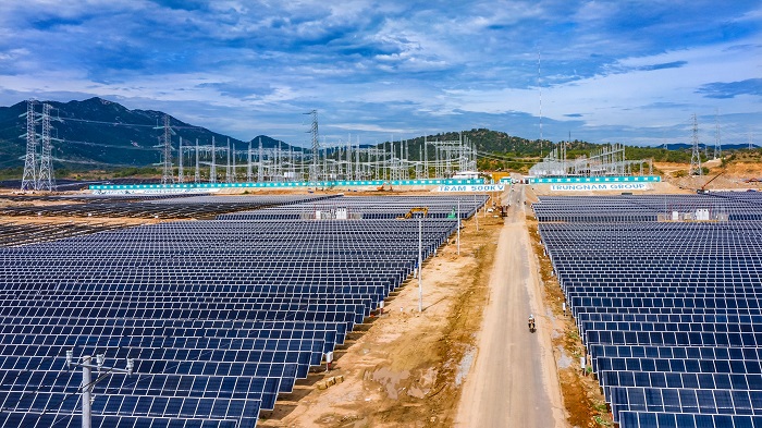 Toàn cảnh Trạm biến áp 500 kv và một góc dự án điện mặt trời Trung Nam Thuận Nam