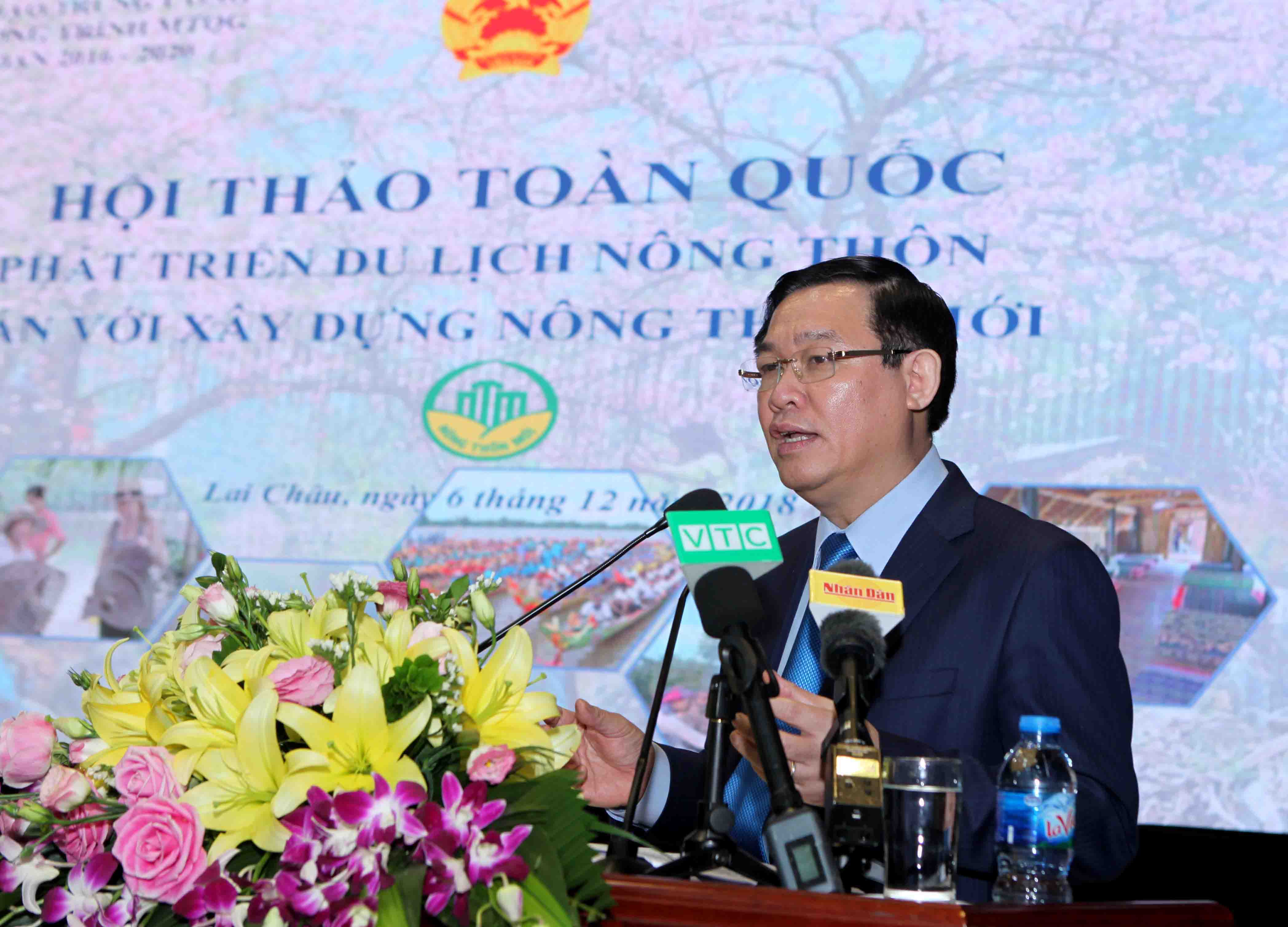 Phó Thủ tướng Chính phủ Vương Đình Huệ phát biểu kết luận Hội thảo